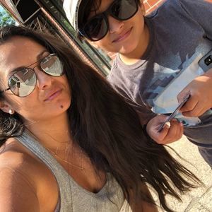 Meet your Posher, Vique